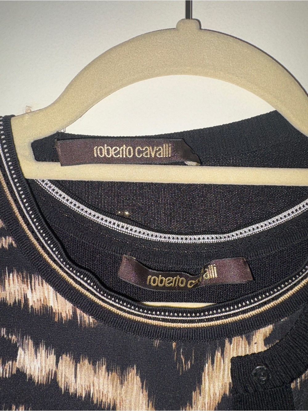 Roberto Cavalli Black & Cream Patterned Dress and Cardigan - Picture 7 of 12